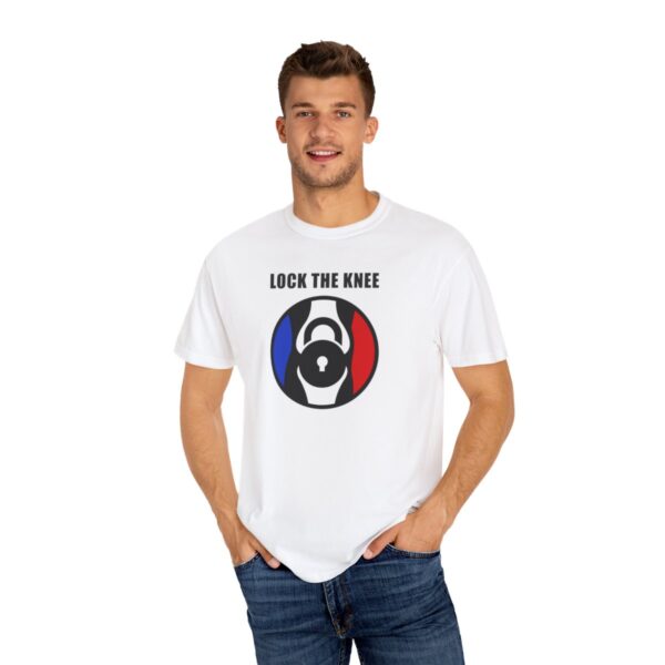 Lock The Knee T-shirt - Image 4